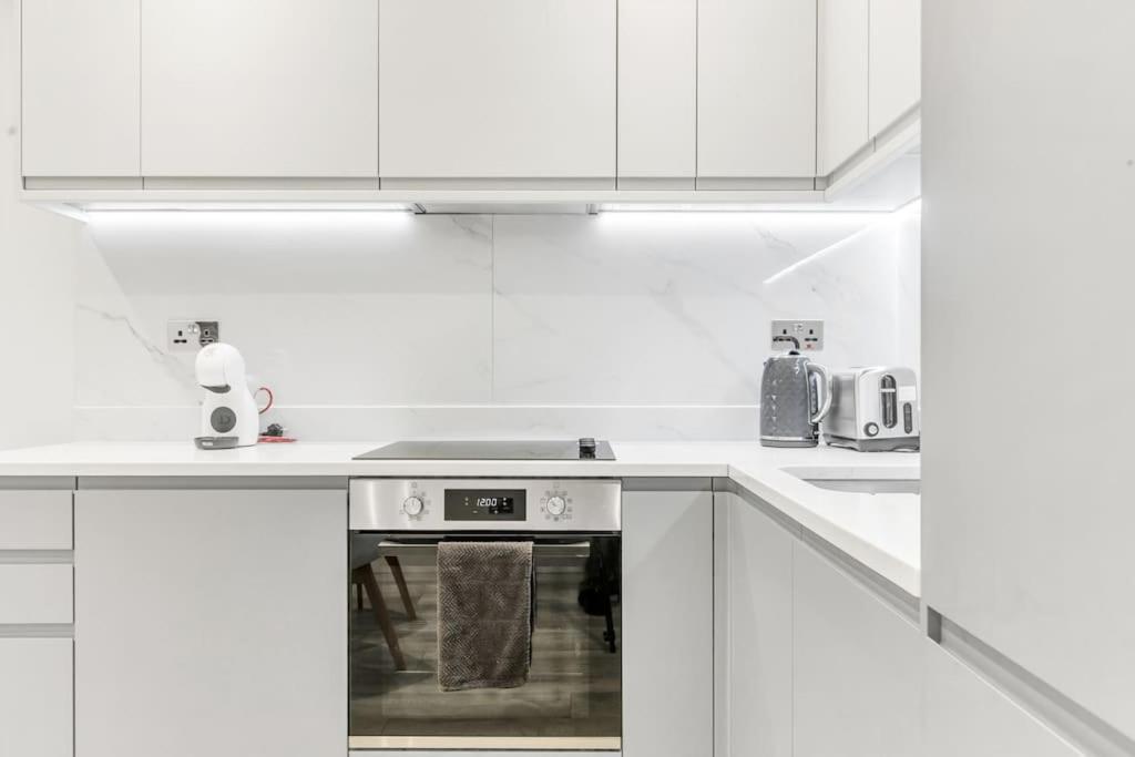 Wow Abbey Road Apartment - Sleeps Up To 8 London Exterior photo